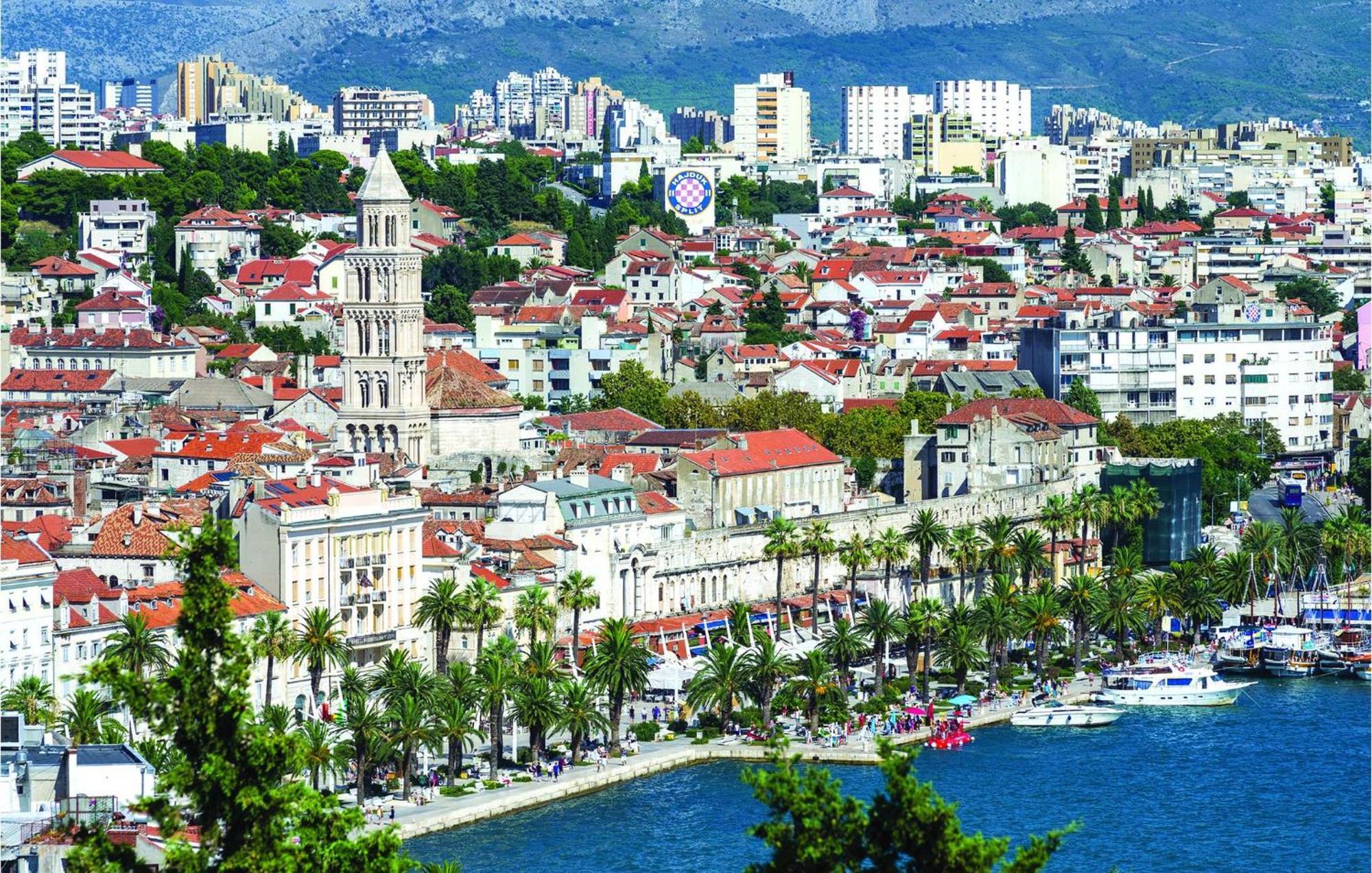 Stunning Home In Split With Outdoor Swimming Pool 외부 사진